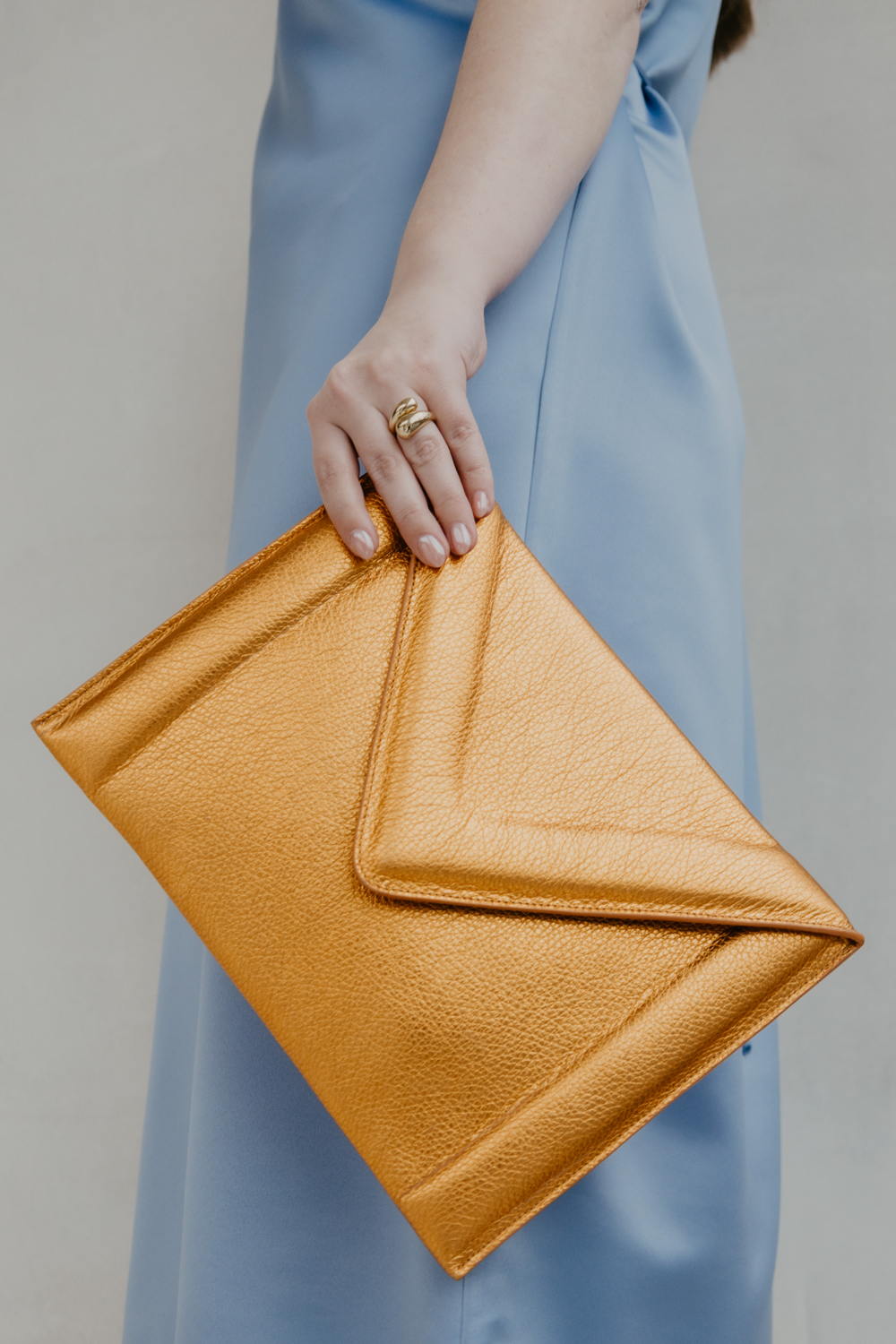 Mieke Dierckx_M clutch Tangerine €285
