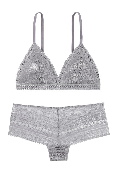 CHERIE CHERIE 32,99-16,99EUR