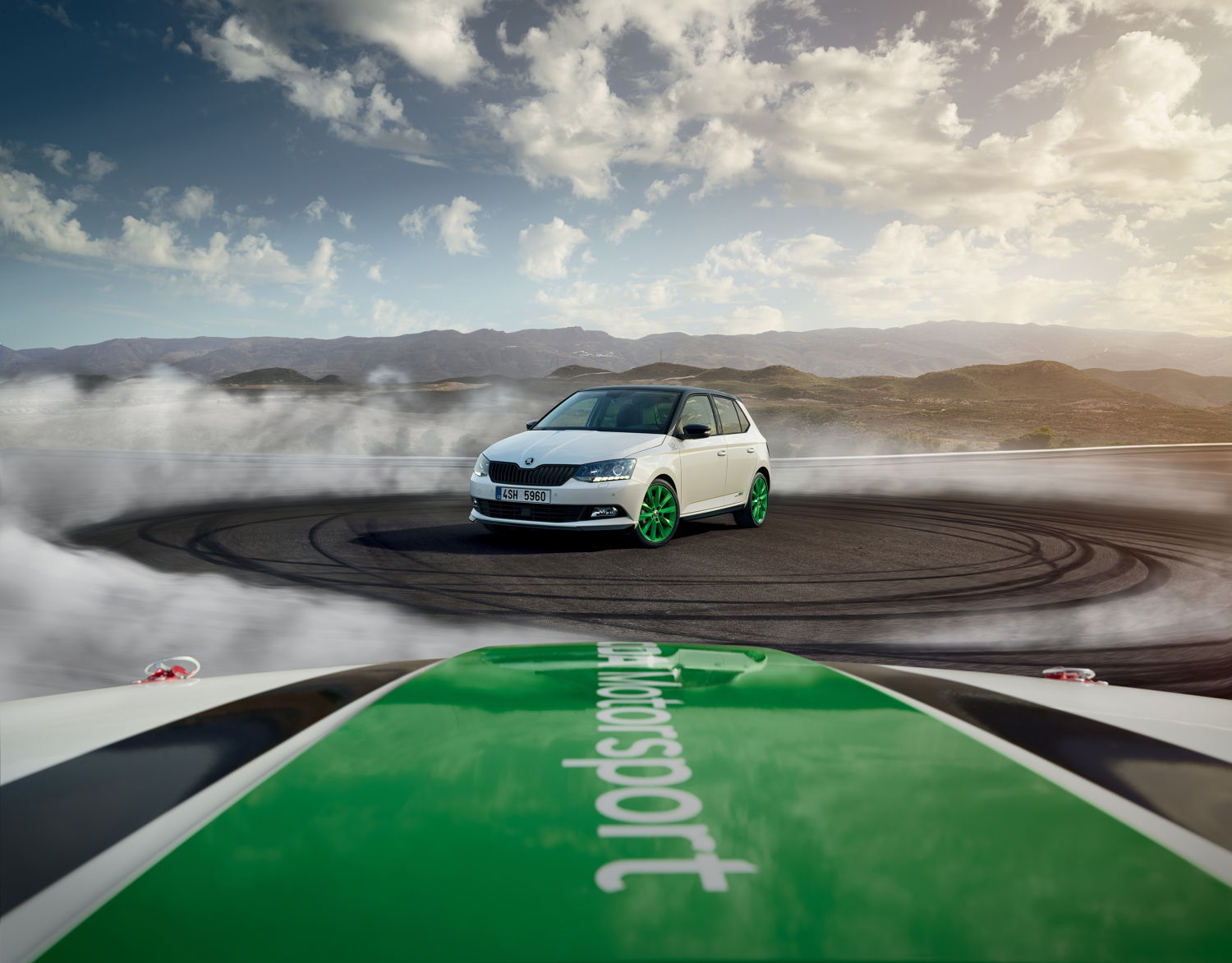 A limited number of 1,300 cars will be available in 21 selected markets. The bright green 17-inch alloy wheels is a reference to the ŠKODA FABIA R5, the most successful car in its category.