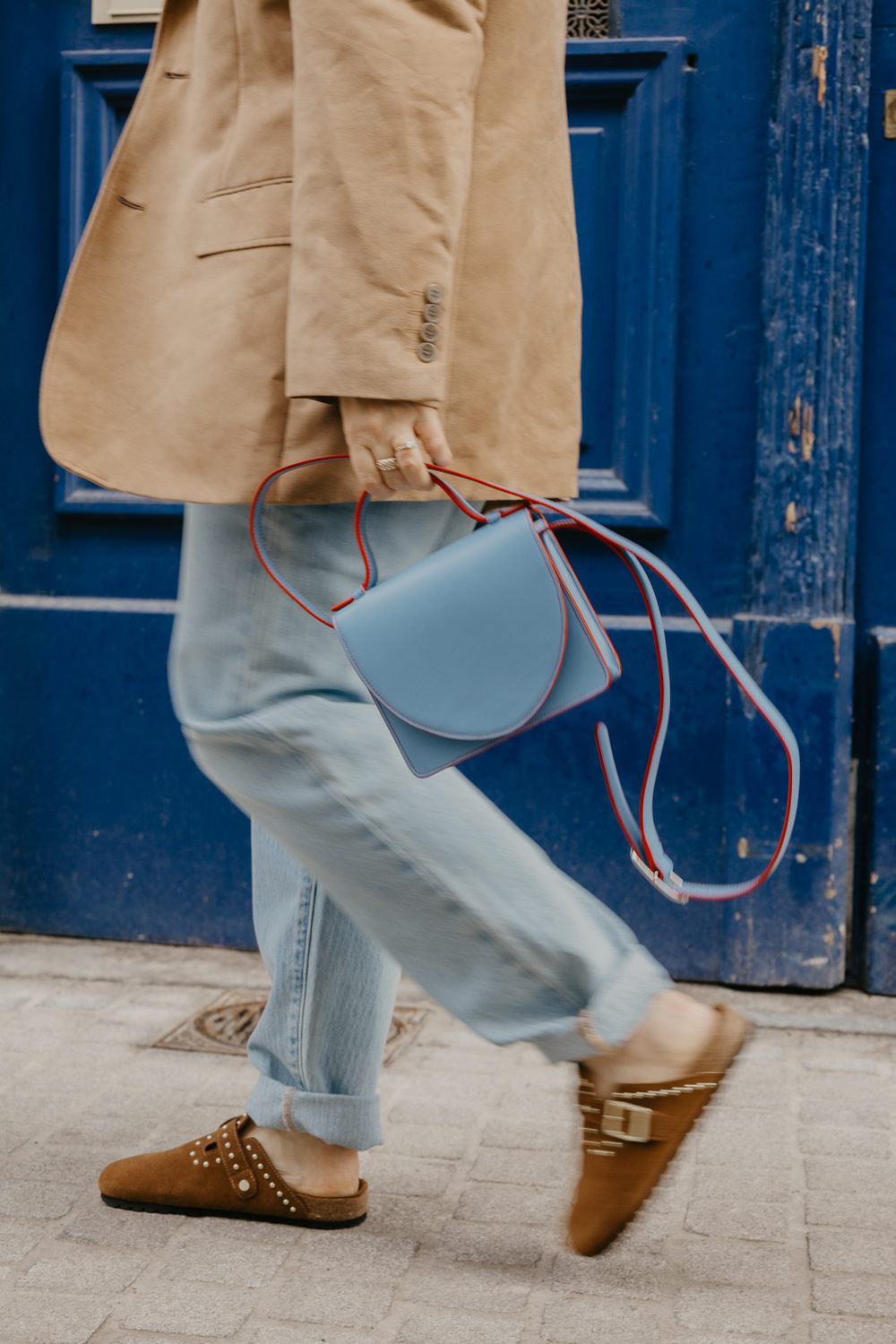 Mieke Dierckx_micro bleu ciel red €350 (6)