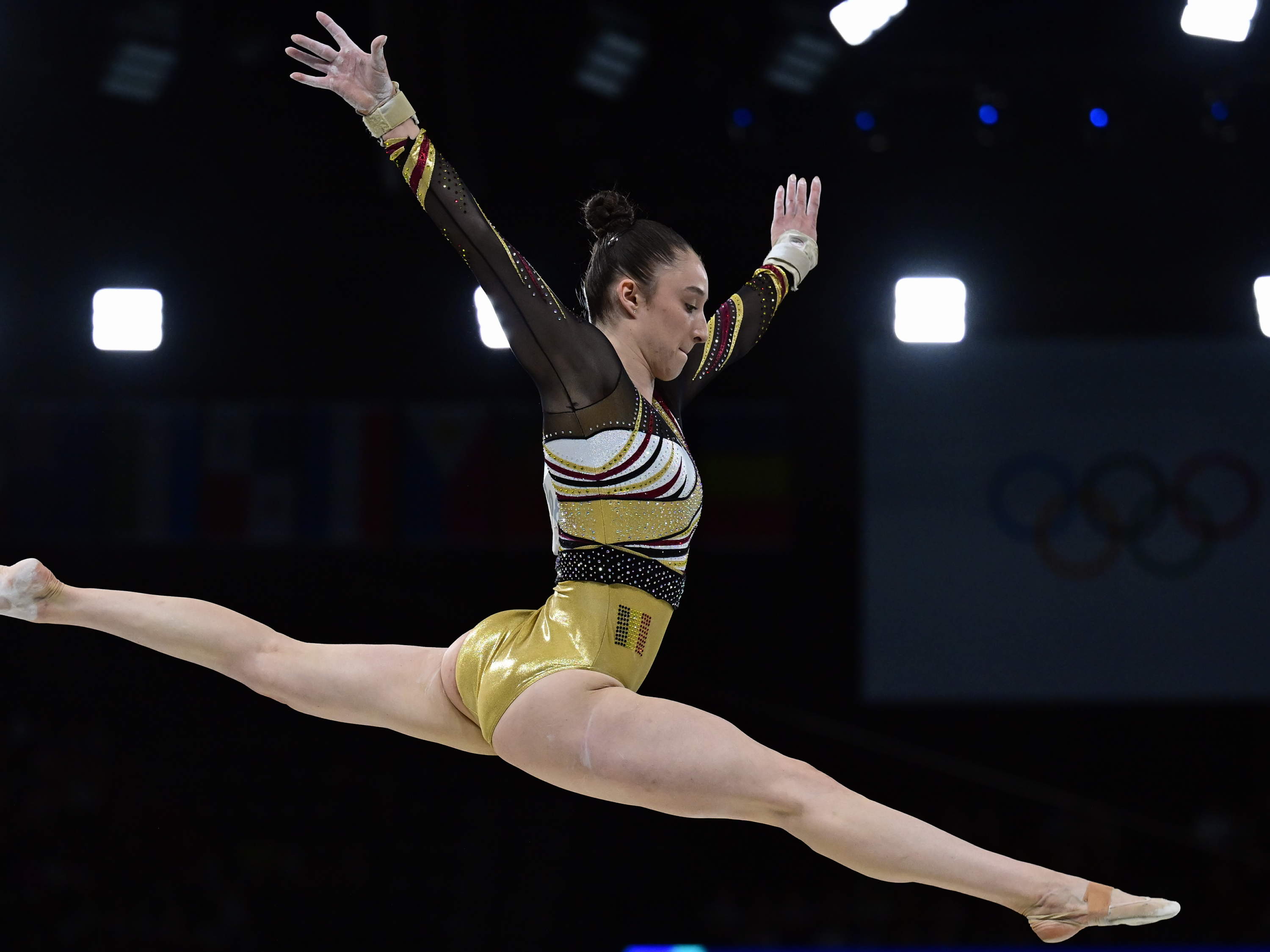 Nina Derwael retires from elite gymnastics