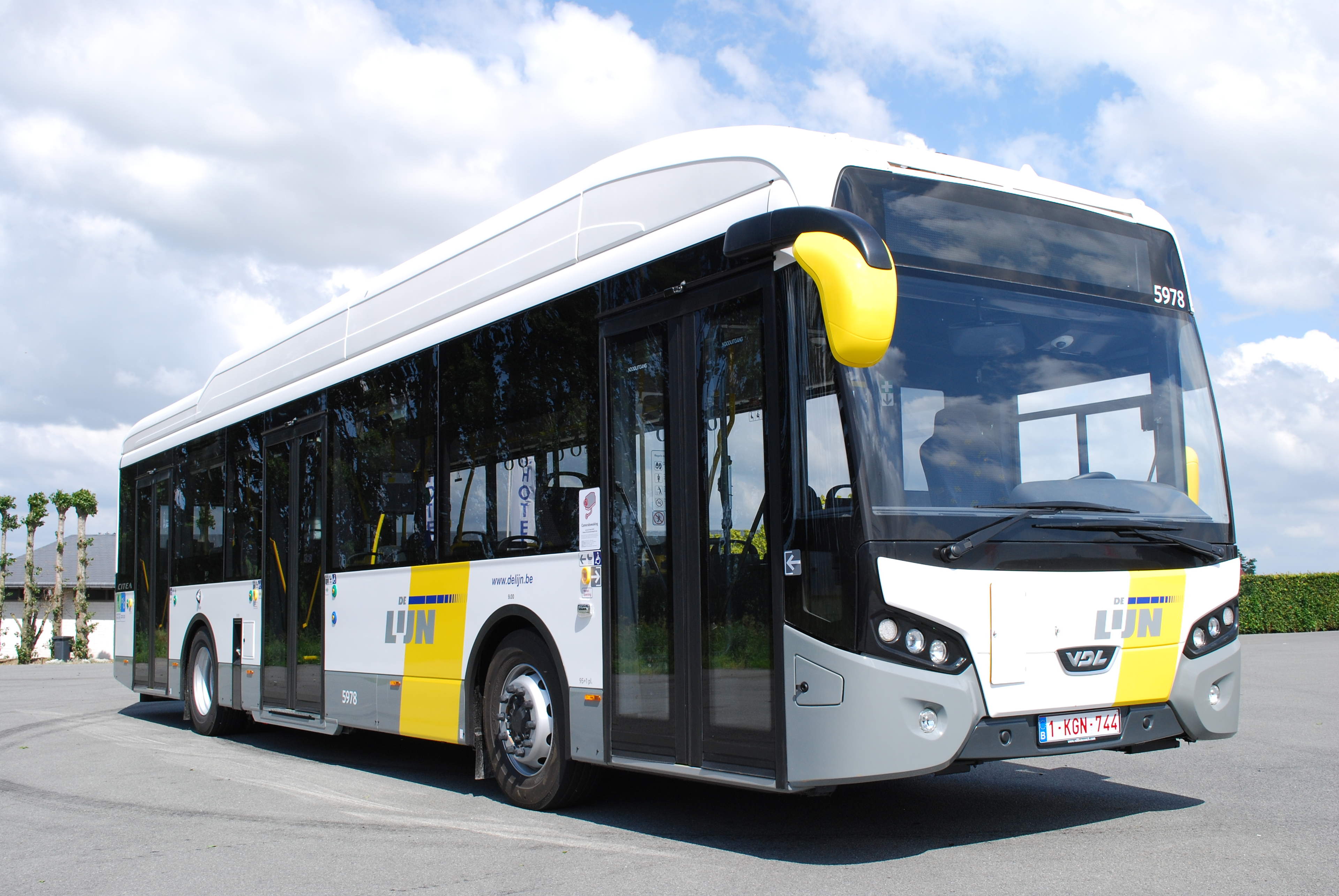 De Lijn plaatst recordbestelling bussen en versnelt vergroening vloot