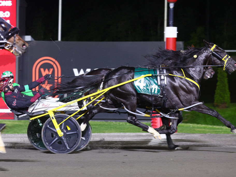 Instant classic: Louprint wins Pepsi North America Cup thriller