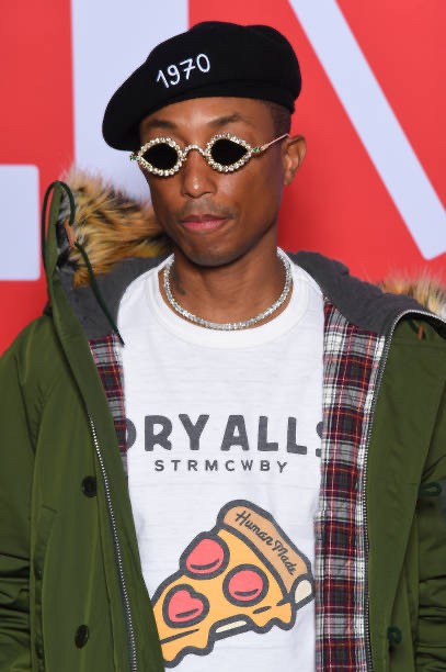 PHARRELL WILLIAMS WEARS CUSTOM TIFFANY & CO. EYEWEAR TO THE KENZO FW22 ...