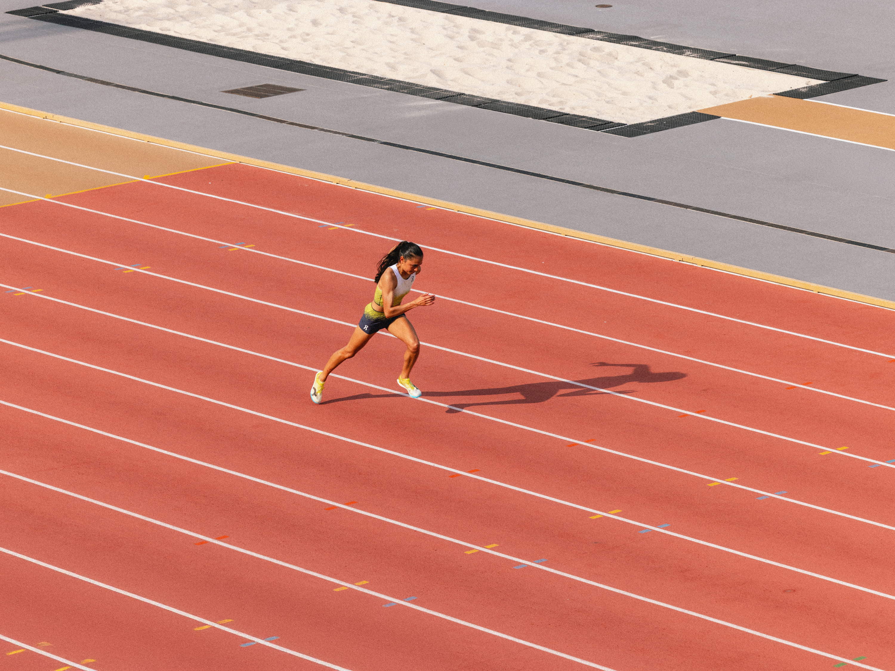Mexican National Record Holder Lorena Rangel Batres Signs Professional Deal with On 