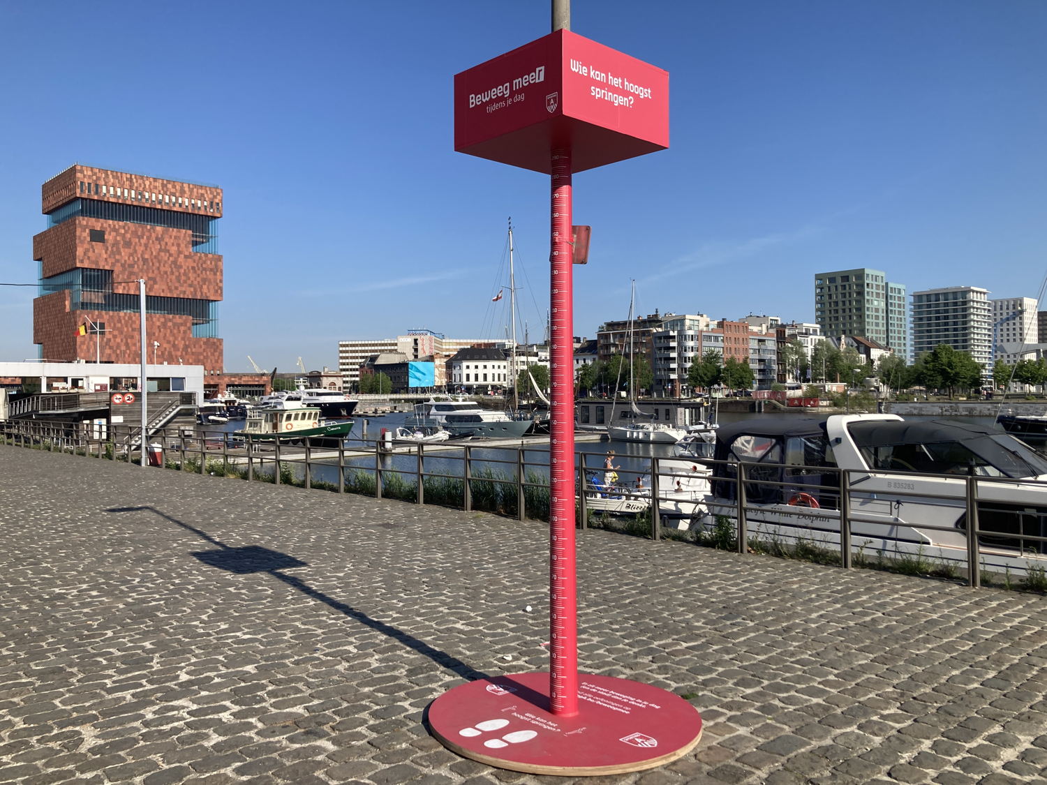 Beweeginstallatie op Godefriduskaai