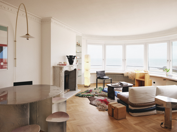 Paradis Apartment, un appartement de vacances plein d’art et de design avec vue sur la mer à Ostende 