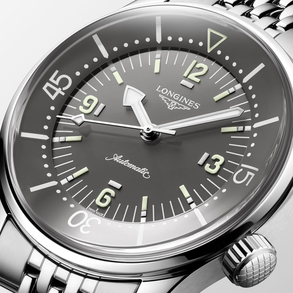 LONGINES_2024_LEGEND DIVER_L3.764.4.99.6_DRface_EUR3800