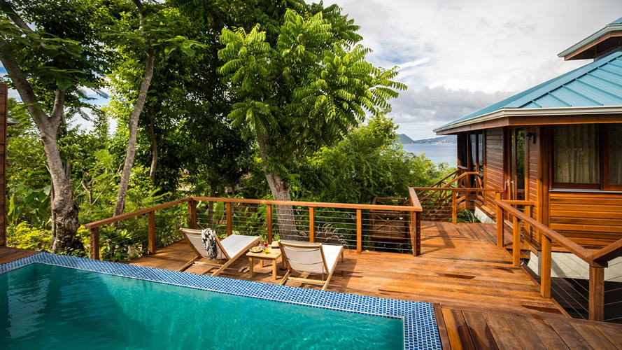 The Commonwealth of Dominica winner of the 'Luxury Destination of the Year Award'. © Caribbean journal The Commonwealth of Dominica winner of the 'Luxury Destination of the Year Award'. © Caribbean journal