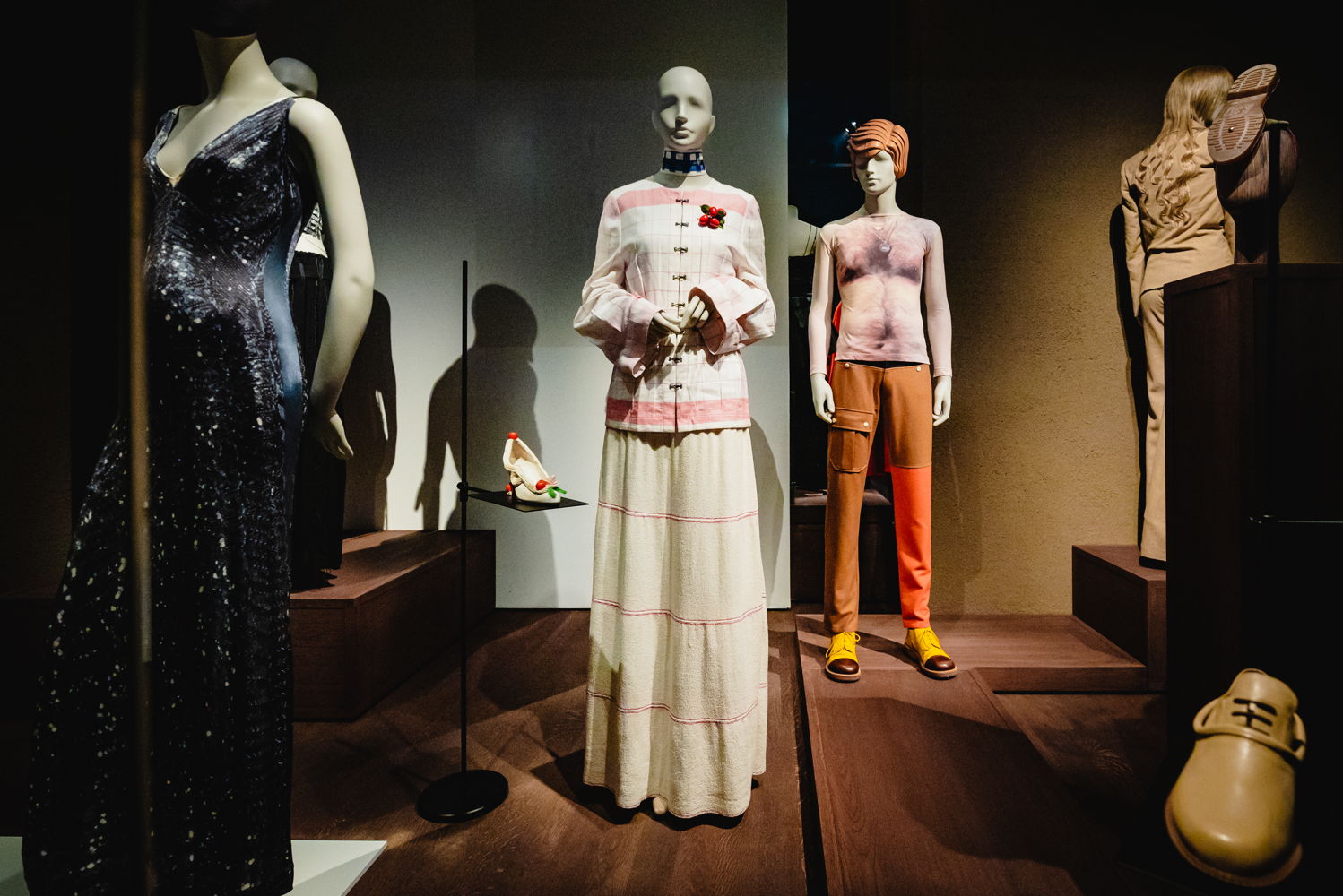 Collection presentation - Fashion from the MoMu Collection, (c) MoMu Antwerp, Photo: Matthias De Boeck