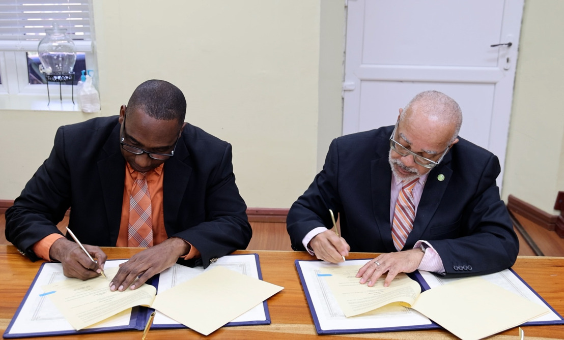 OECS Commission and CARILEC sign MOU to advance Sustainable Energy in the Eastern Caribbean