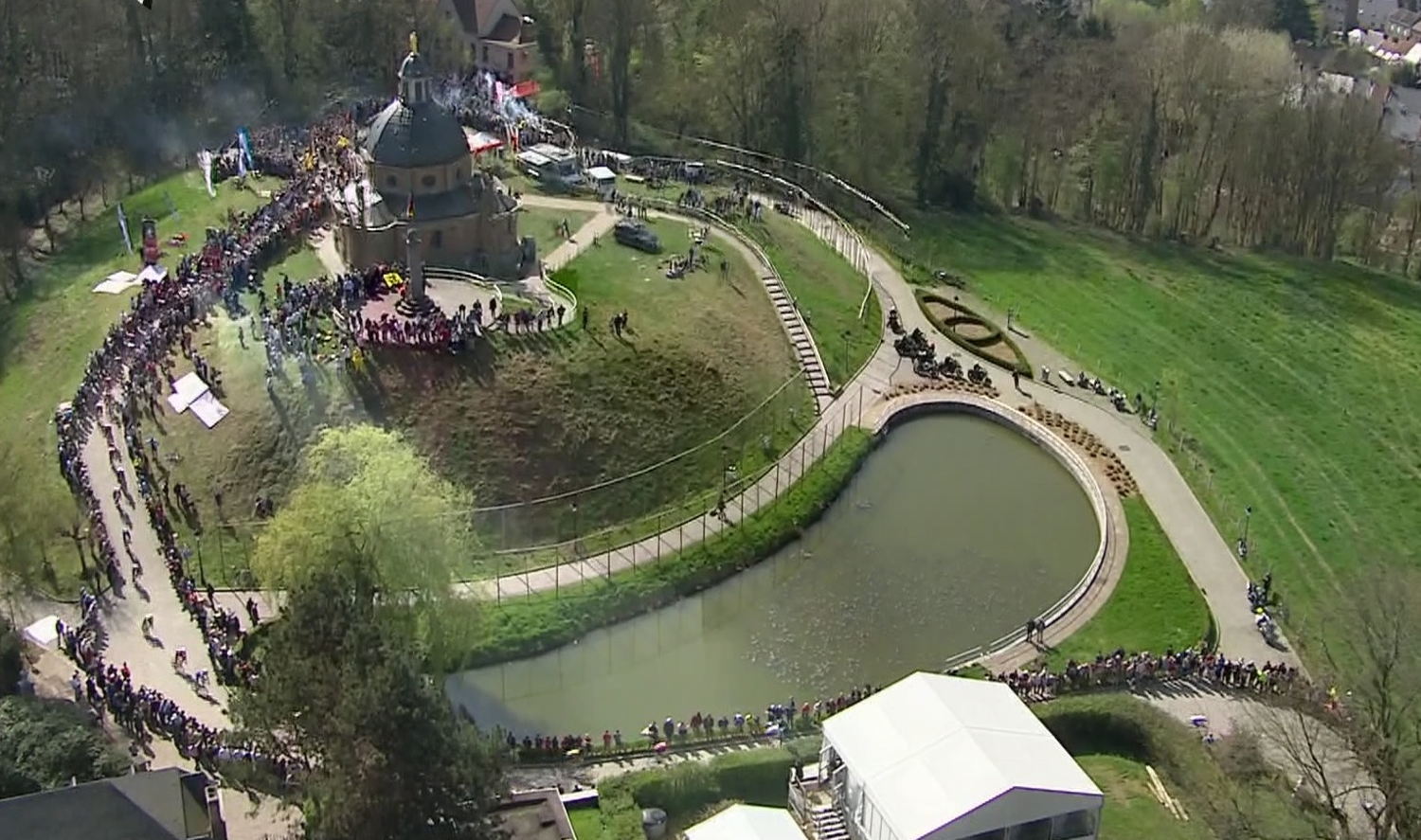 De Ronde van Vlaanderen - (c) VRT