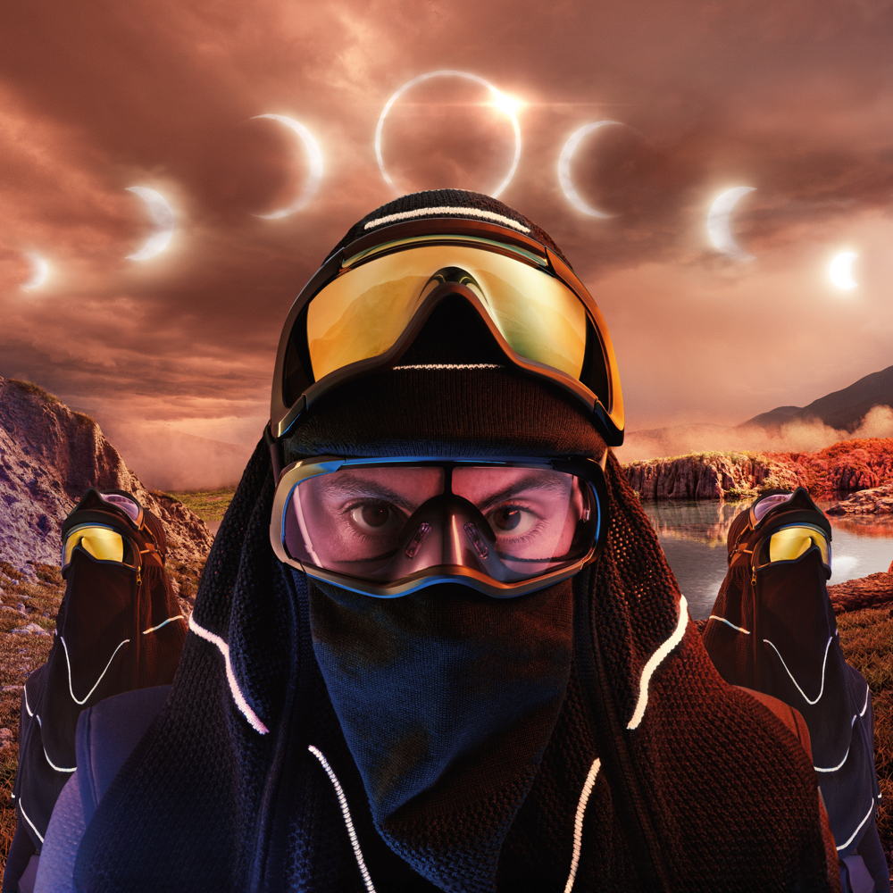 OAKLEY MOONVEIL CAMPAIGN IMAGE (4)