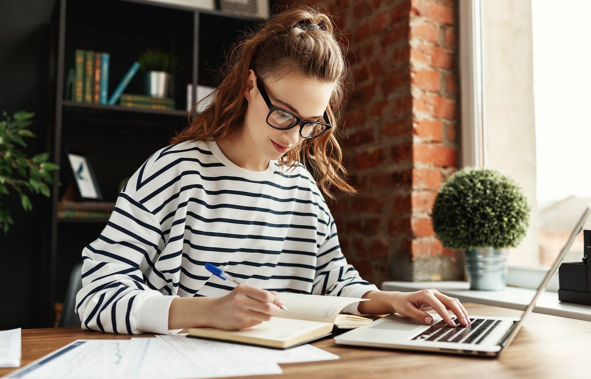 Working at home and working in the office: how to ensure employees’ wellbeing in the hybrid working system?