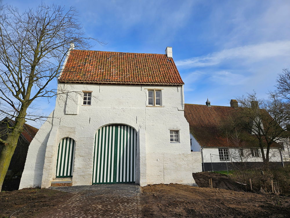 poortgebouw buitenkant