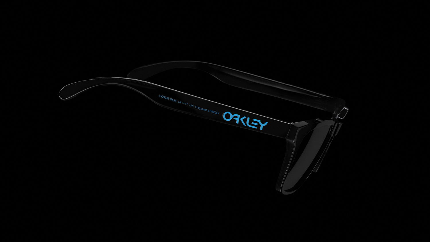 DROP 2 - OAKLEY x FRAGMENT COLLECTION FROGSKINS BLUE (1)