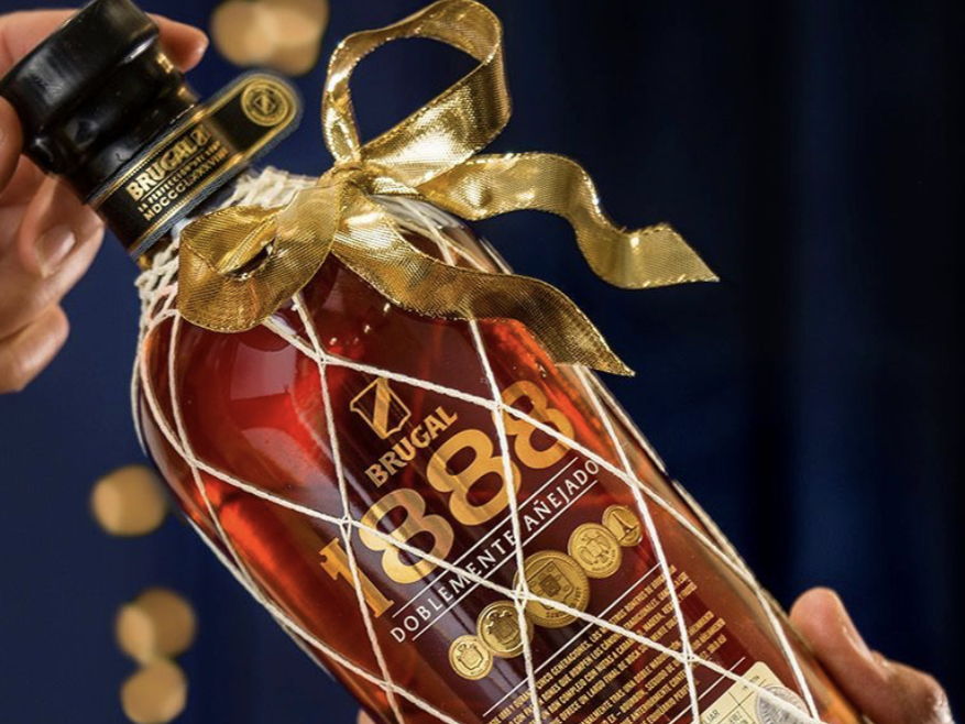 RON ARTESANAL: EL REGALO NAVIDEÑO IDEAL PARA AMANTES DE LOS DESTILADOS PREMIUM 