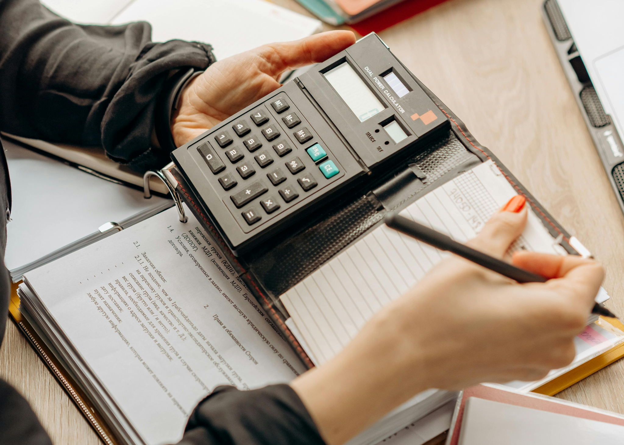 Empresas de Nuevo León refuerzan su control fiscal ante mayor digitalización de revisiones del SAT 