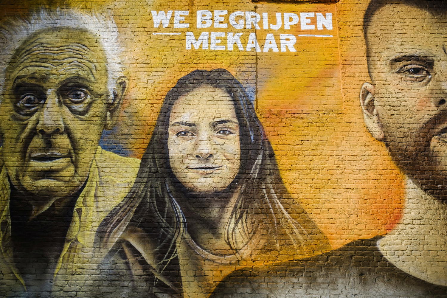 Antwerp Street Art City photo Victoriano Moreno