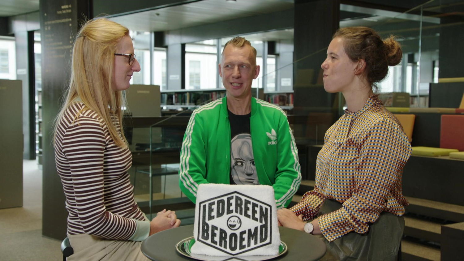 Iedereen beroemd - 'Droge humor' (c) VRT