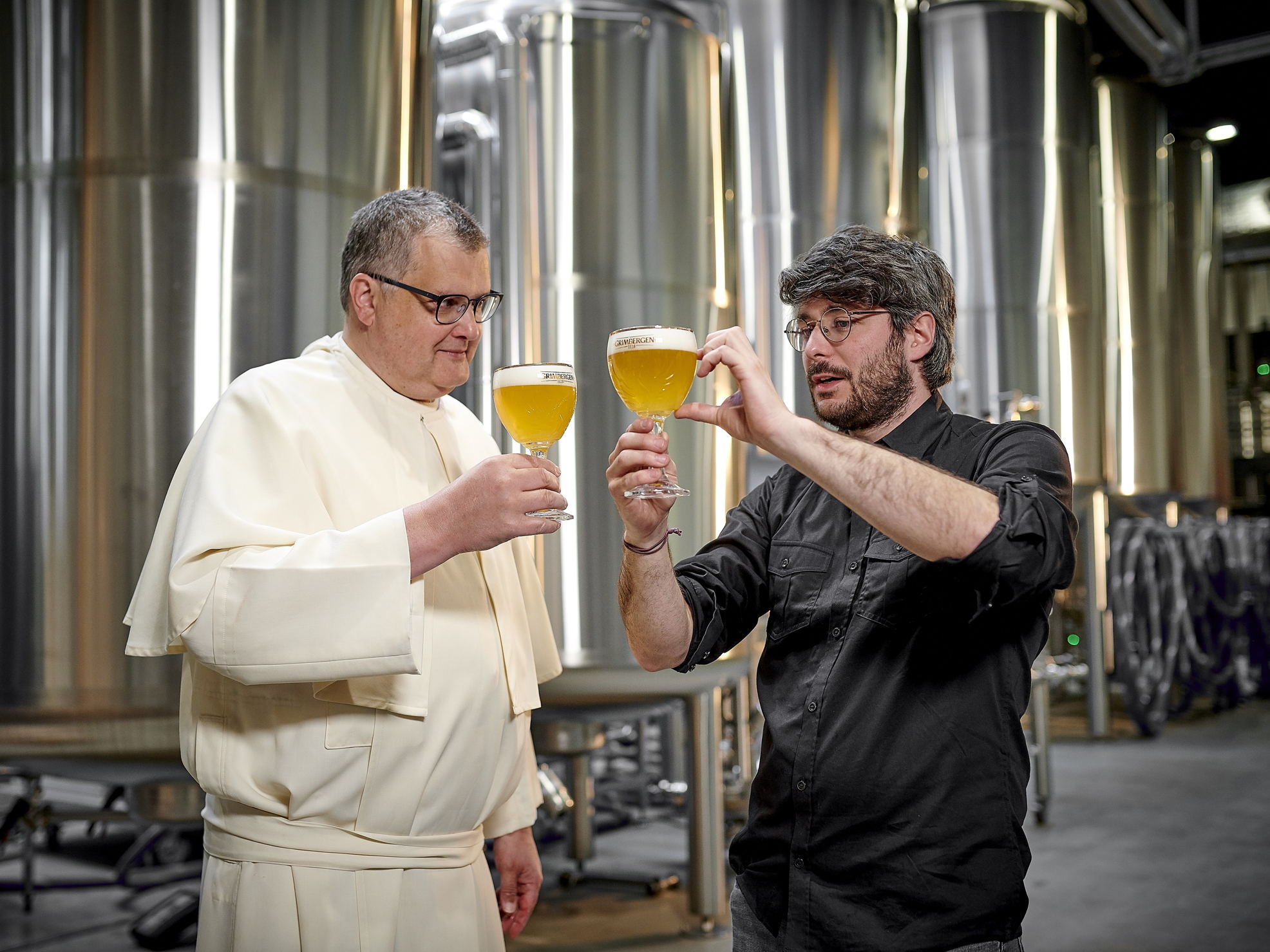 Grand évènement dans le monde de la bière Belge : pour la première fois depuis 200 ans, la bière sera de nouveau brassée à l'abbaye de Grimbergen.
