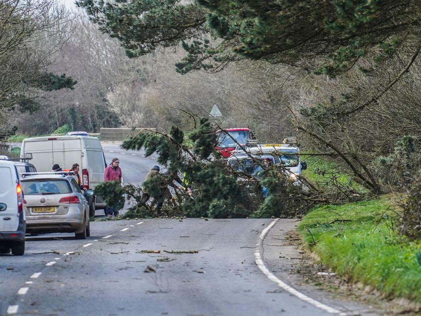 Storm Ciarán - RAC advice to drivers