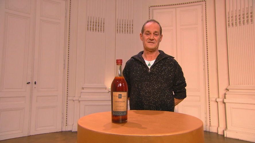 Ludwig met fles levertraan