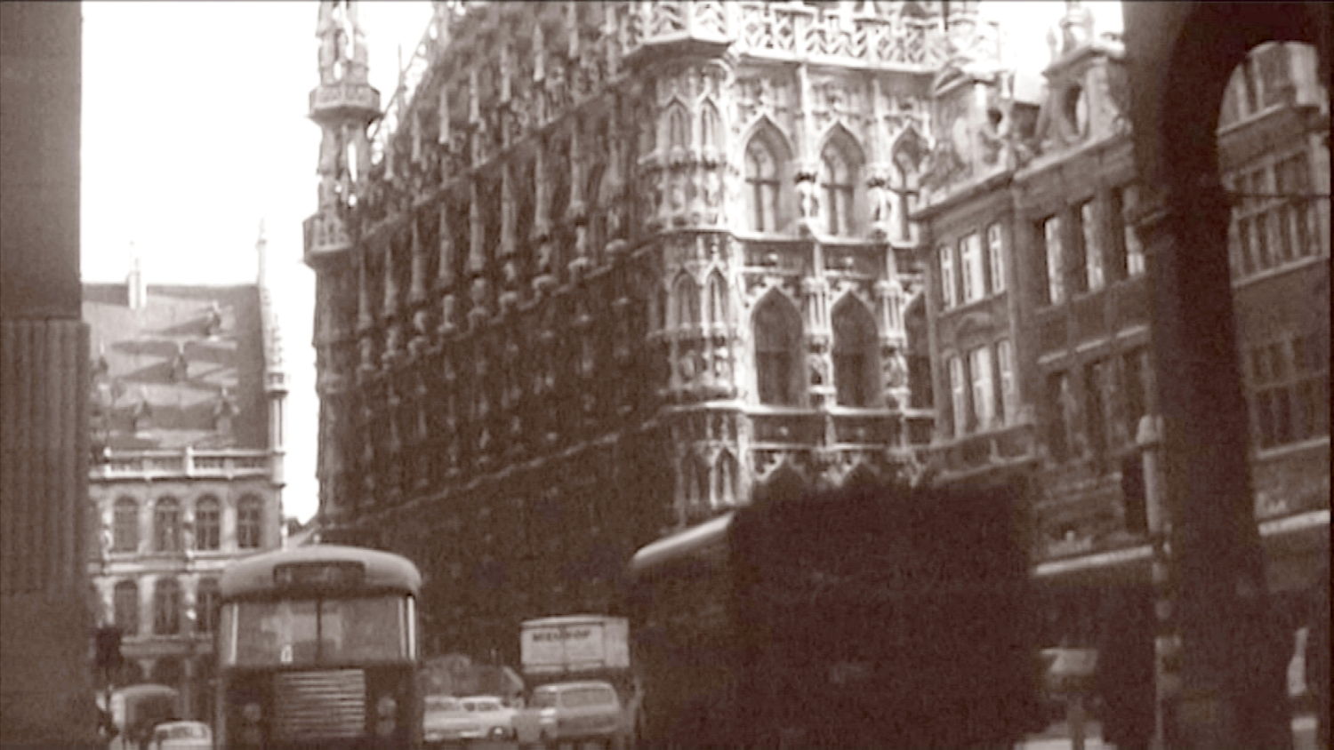 Pano - Parkeren in Vlaanderen - (c) VRT