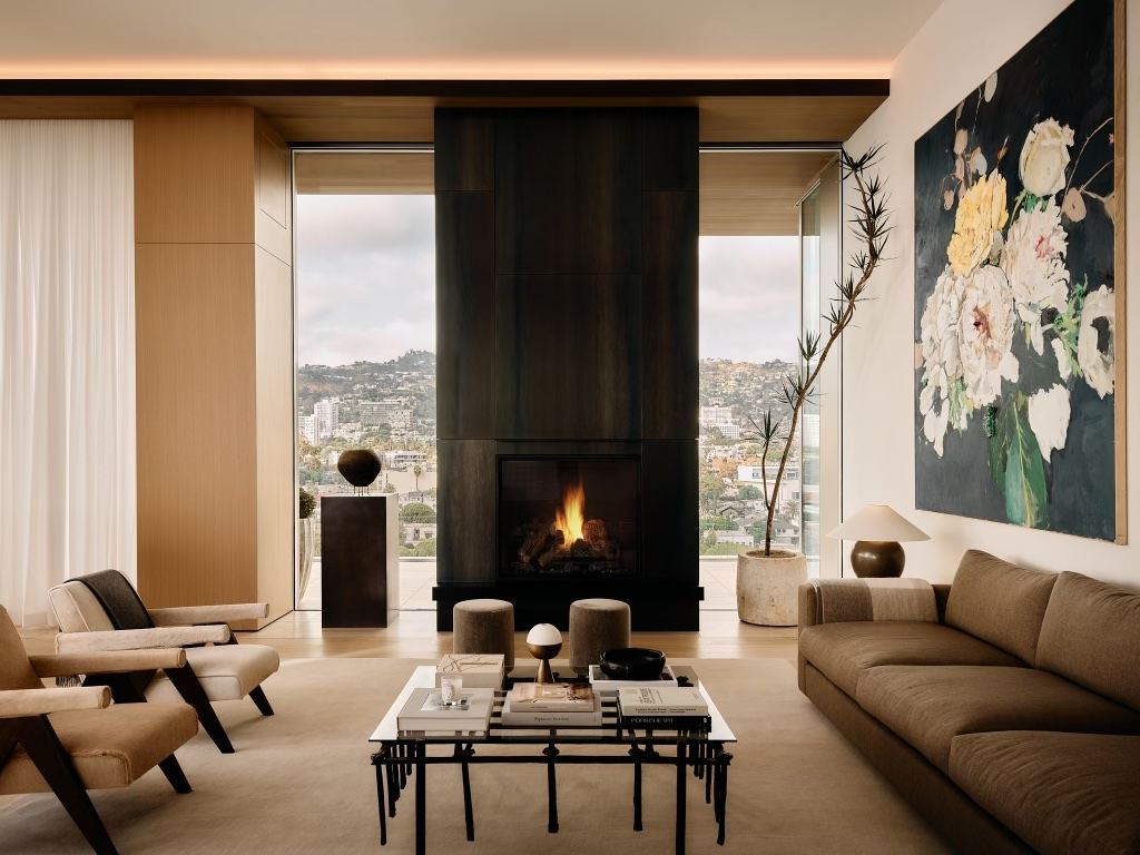 JSN STUDIO, 1stDibs 50 2025 | www.1stdibs.com (Nils Timm) JSN STUDIO, 1stDibs 50 2025 | www.1stdibs.com (Nils Timm)