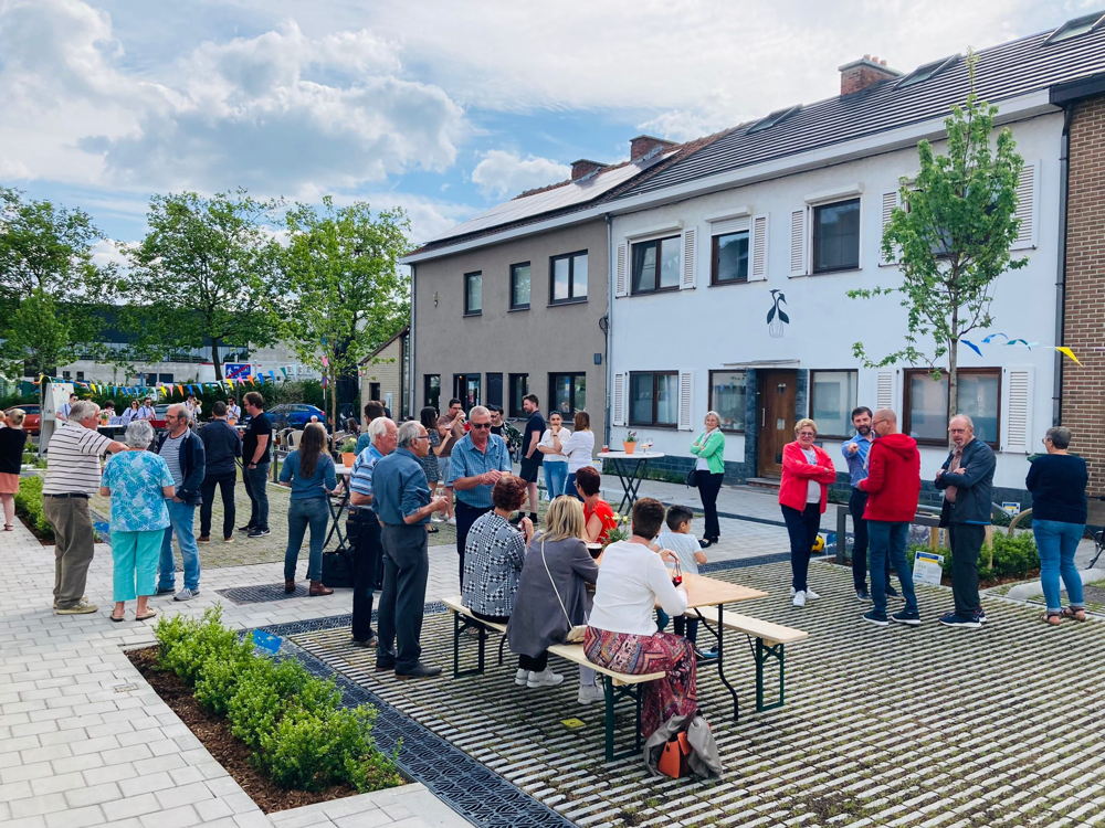 Opening van de tuinstraat in de Aziëlaan - 4 (c) District Wilrijk
