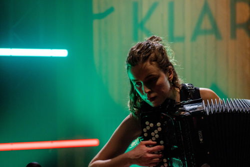De Twintigers: Suzan Peeters – © VRT