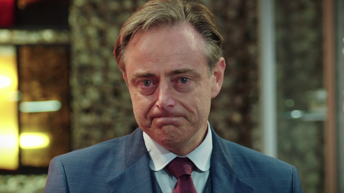 Emotionele Bart De Wever in Stukken van Mensen: “Toen ik het stuk vanmorgen uit de kluis in de bank ging halen, brak mijn hart een beetje.”