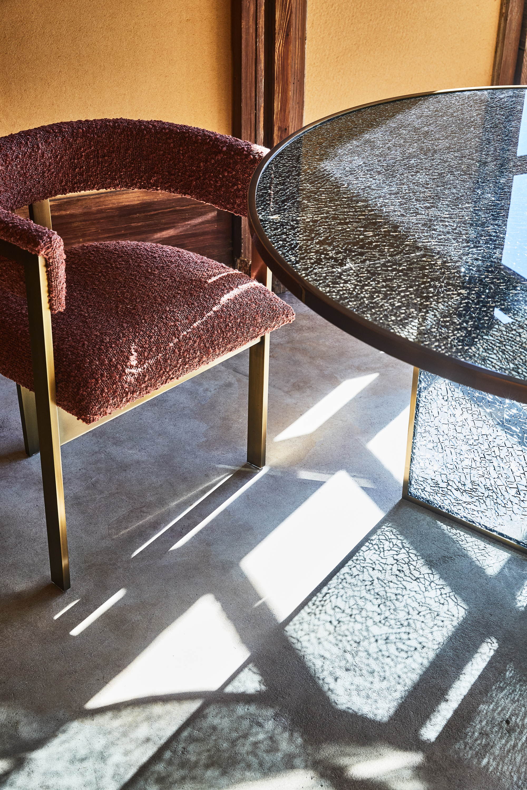 Elliott Chair, Superluxe Round Fractured Table