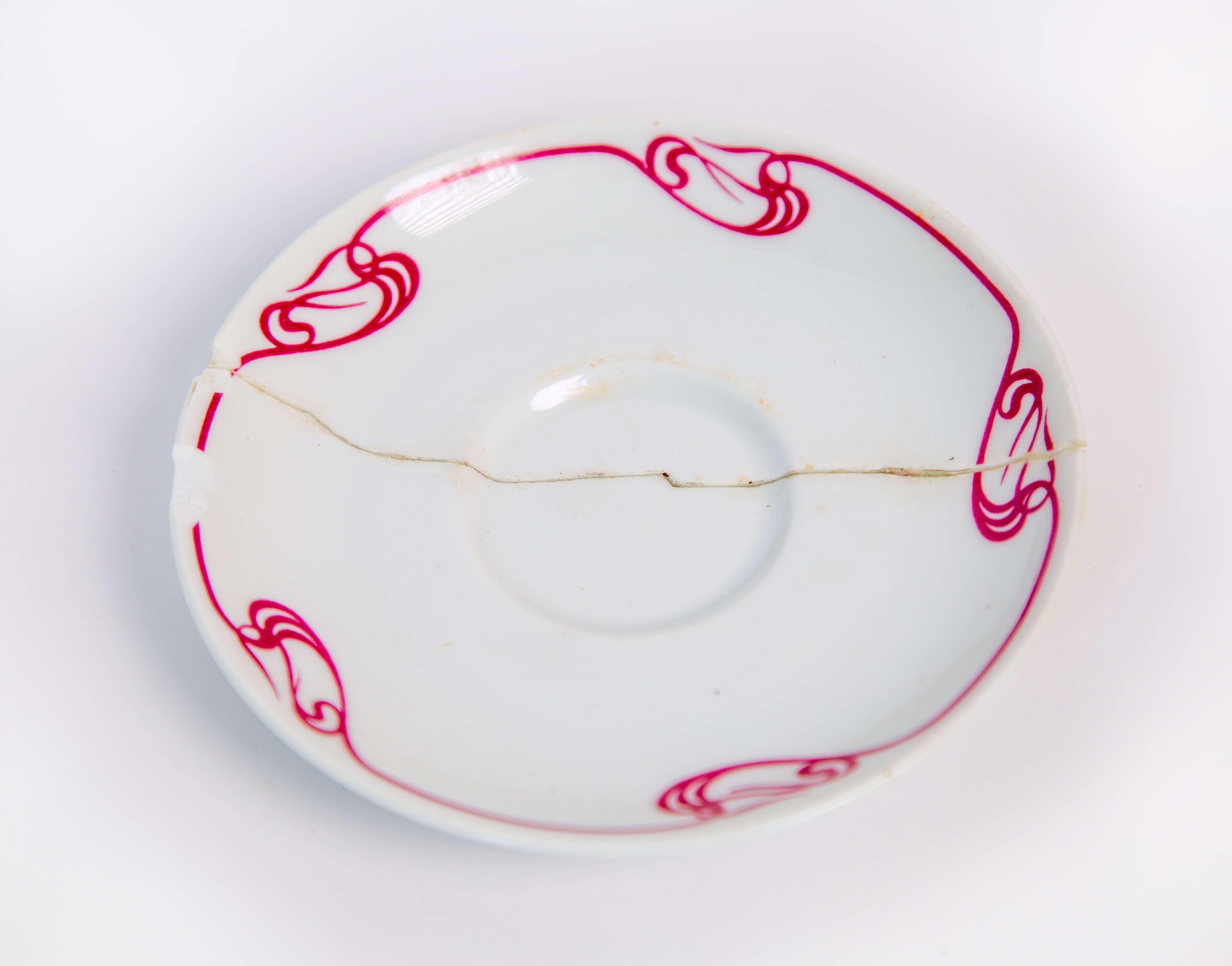 Tea Saucer from Maxim’s de Paris part of R for Repair 2022. Imagery by Zuketa Film Production