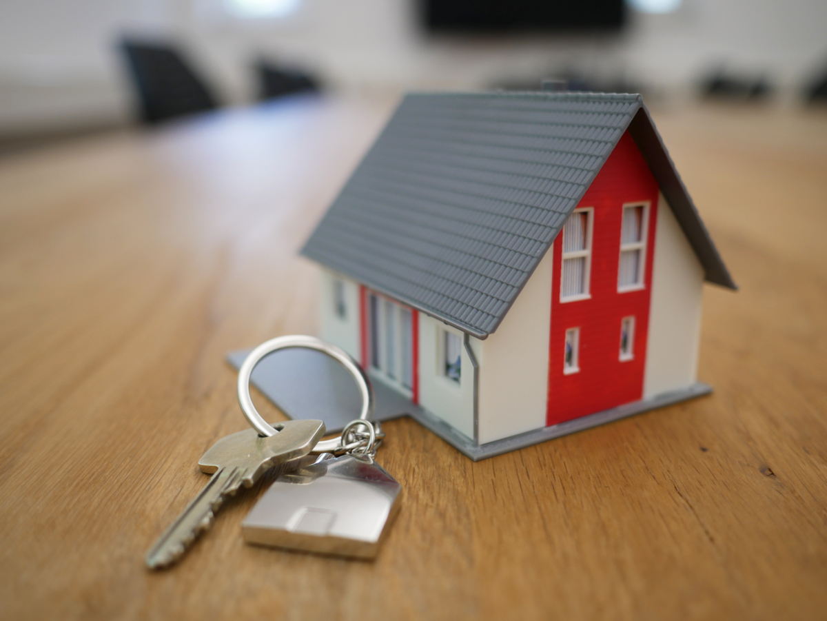 Invertir en bienes raíces residenciales: Claves para el éxito financiero