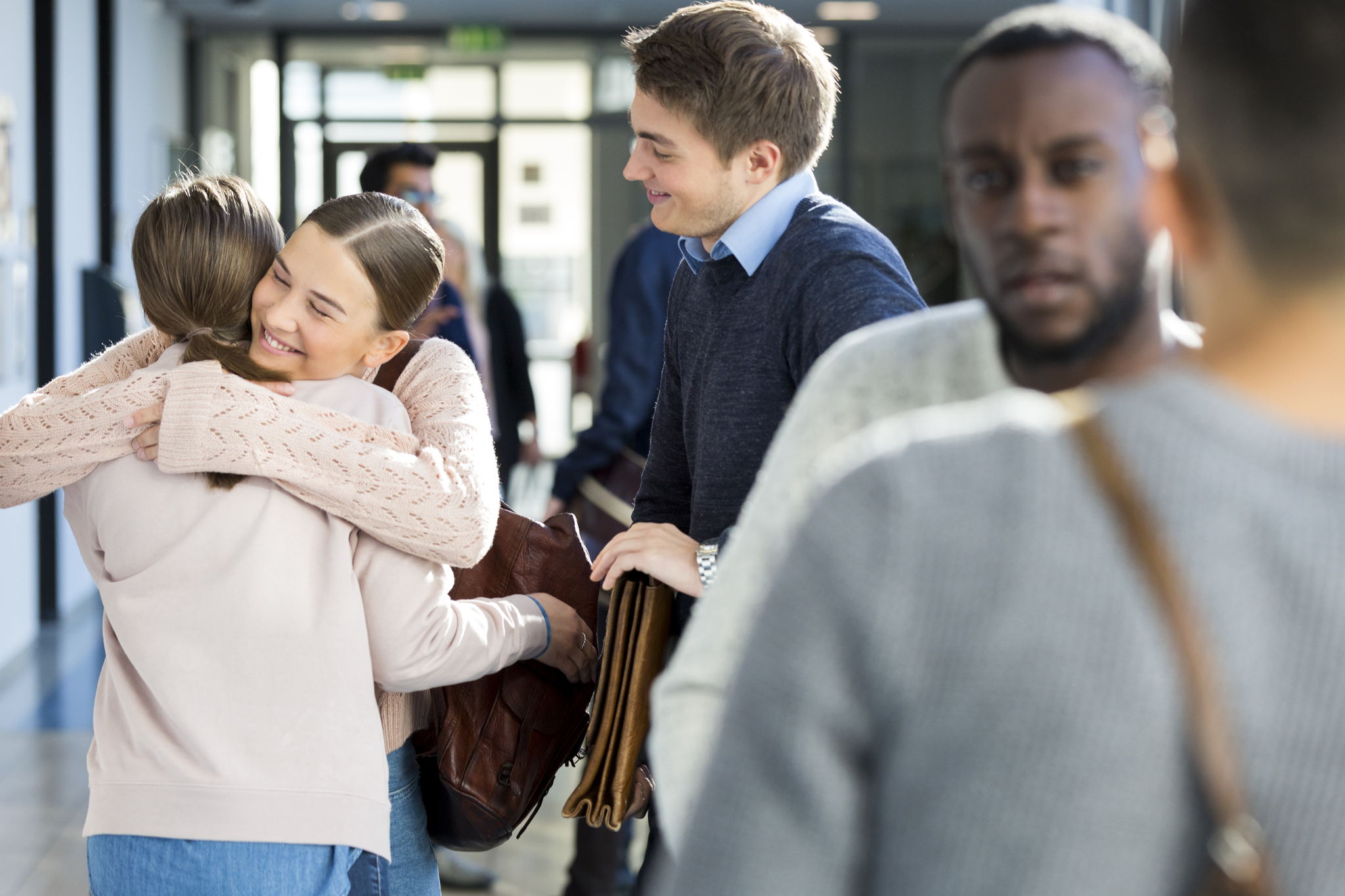 Beaucoup d’étudiants sourds ou déficients auditifs peinent à donner le meilleur d’eux-mêmes faute d’assistance éducative adaptée Beaucoup d’étudiants sourds ou déficients auditifs peinent à donner le meilleur d’eux-mêmes faute d’assistance éducative adaptée