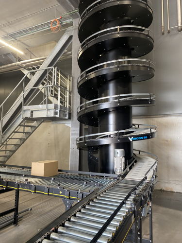 Spiral tower to get boxes down