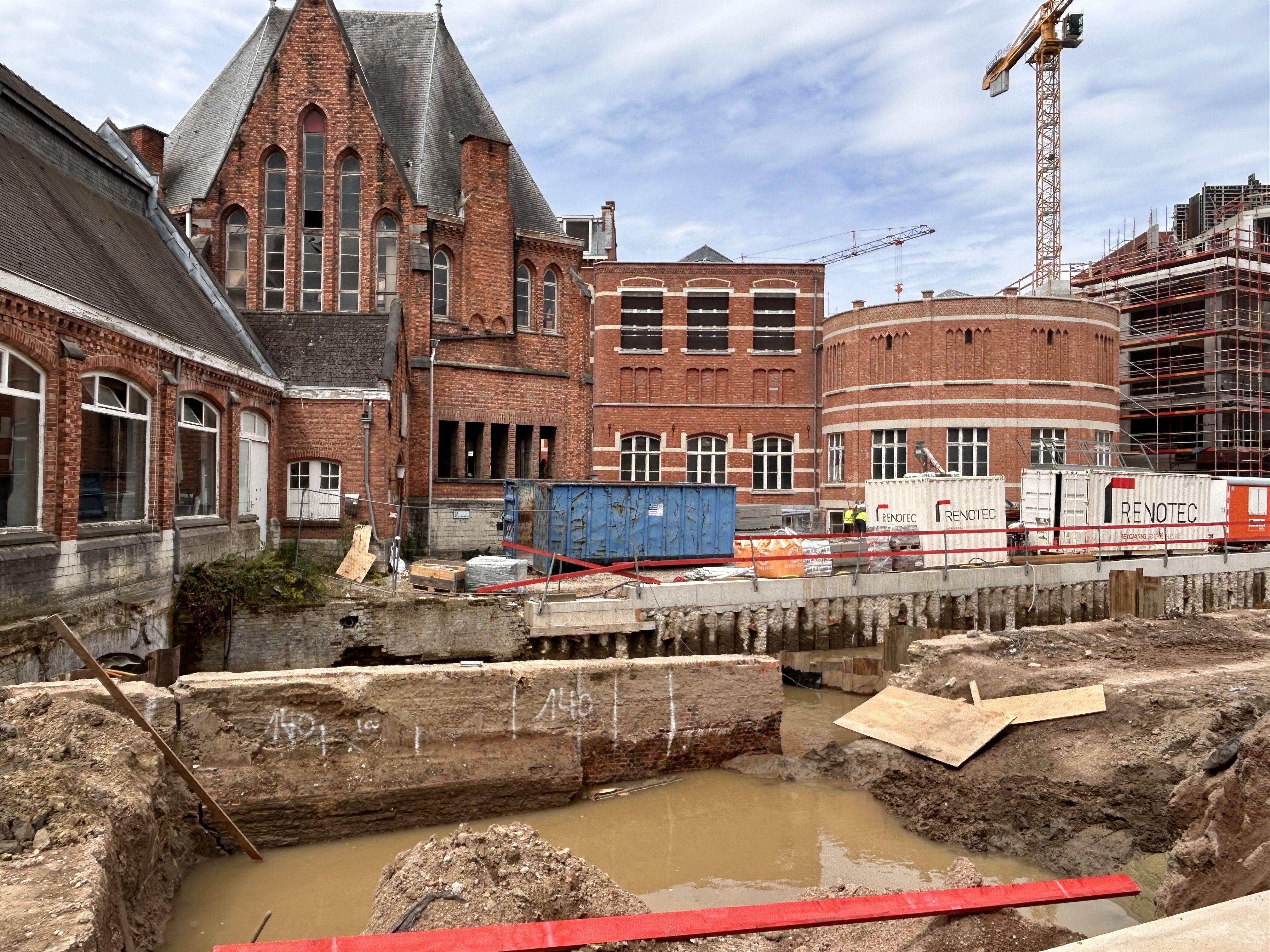 KU Leuven krijgt EFRO-middelen voor de uitbouw van een interactief belevingscentrum dat de hedendaagse gezondheidsuitdagingen verbindt met toekomstige innovaties voor bedrijven, professionals en patiënten in de gezondheidssector (Vesalius Next).