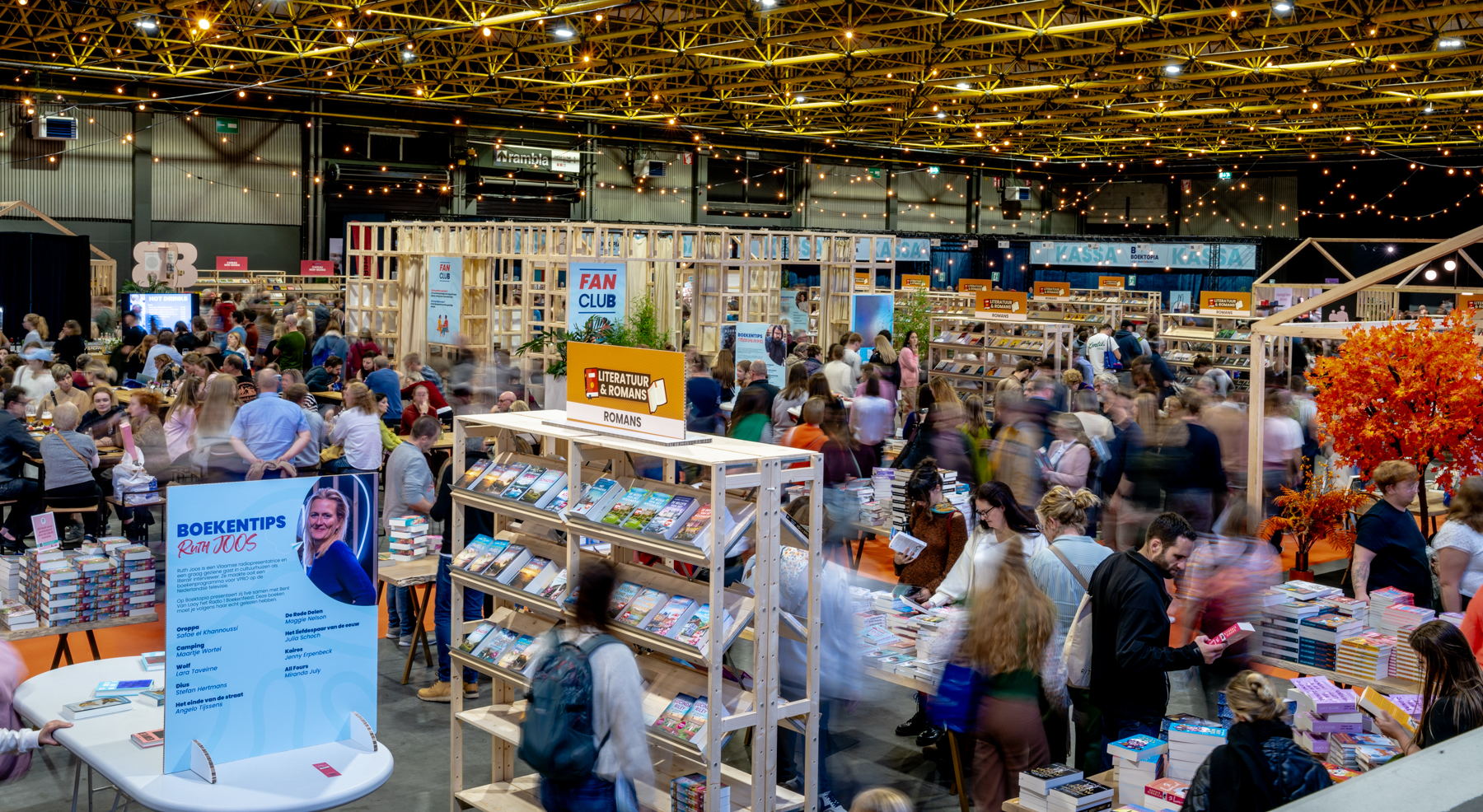Kortrijk Xpo verwelkomt opnieuw negen dagen lang grootste boekenfestival van het land tijdens Boektopia