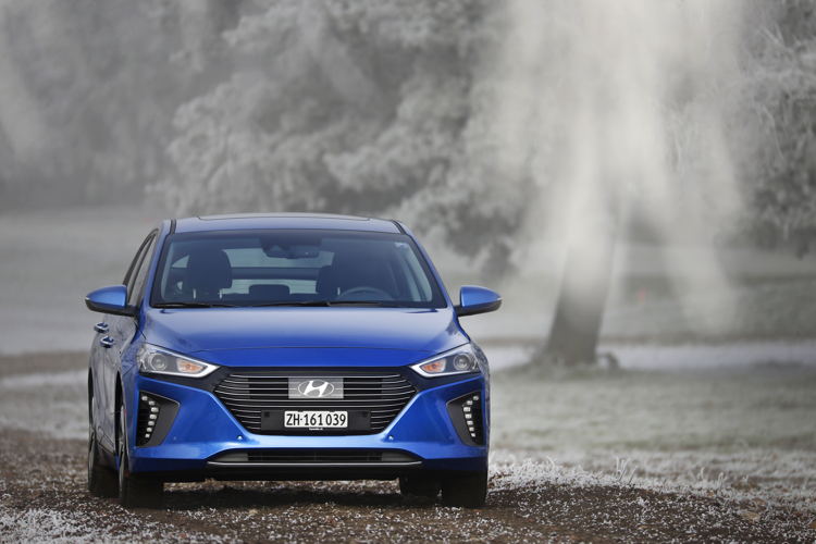 Hyundai IONIQ Hybrid