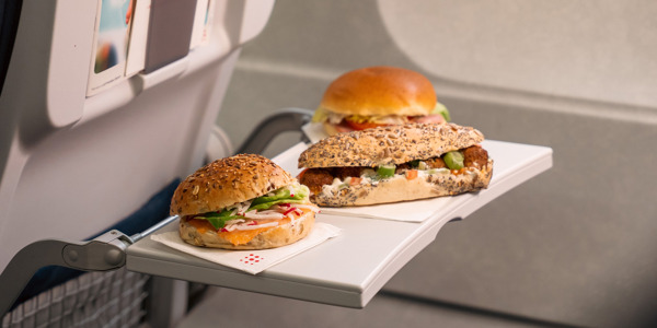 Preview: Brussels Airlines serveert voortaan verse broodjes van het Belgische merk Bon 
