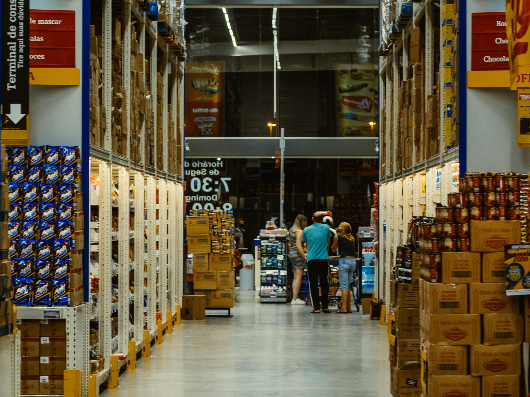 Qué son las 'dark stores' y cómo están transformando la logística del comercio electrónico