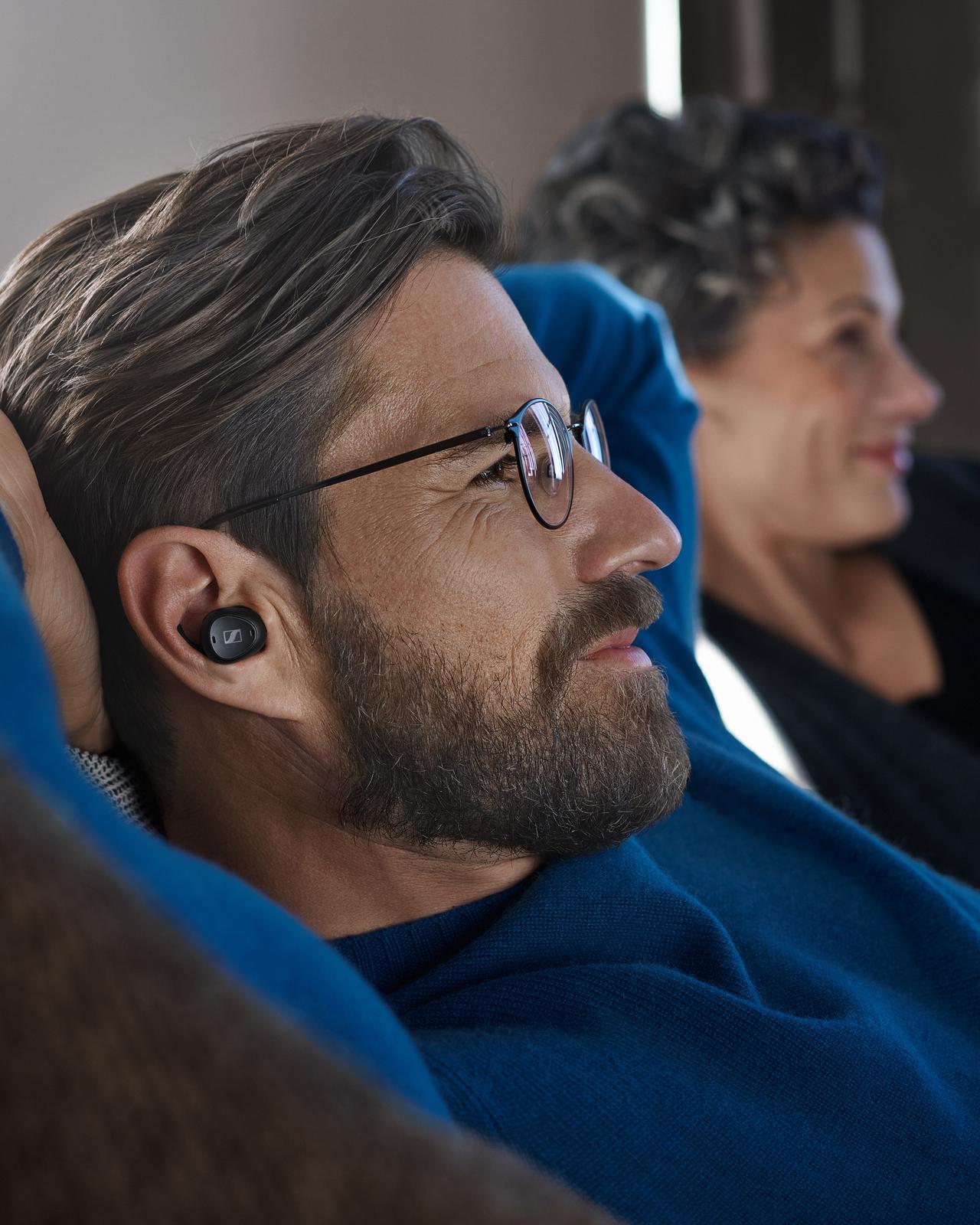Sennheiser TV Clear offers crystal-clear TV Sound – in a lightweight ...