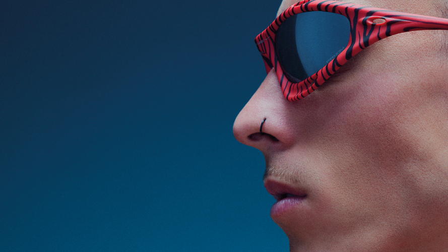 OAKLEY MUZM RACING JACKET CAMPAIGN IMAGE (3)