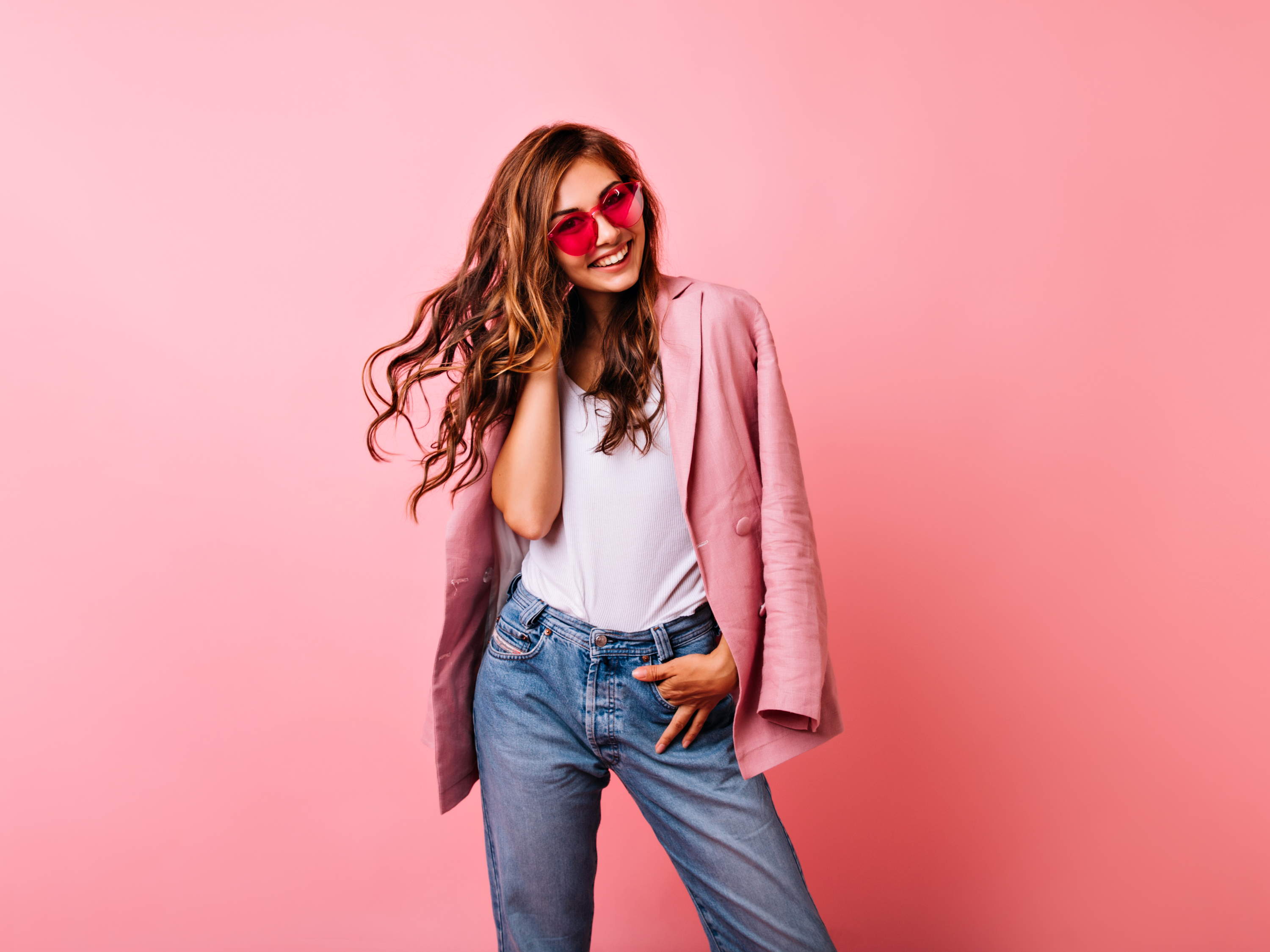 Consumidores tienen más confianza en influencers en el sector de la moda, revela reporte
