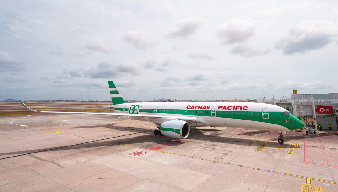 Cathay’s iconic ‘lettuce leaf sandwich’ livery lands in Singapore for the first time
