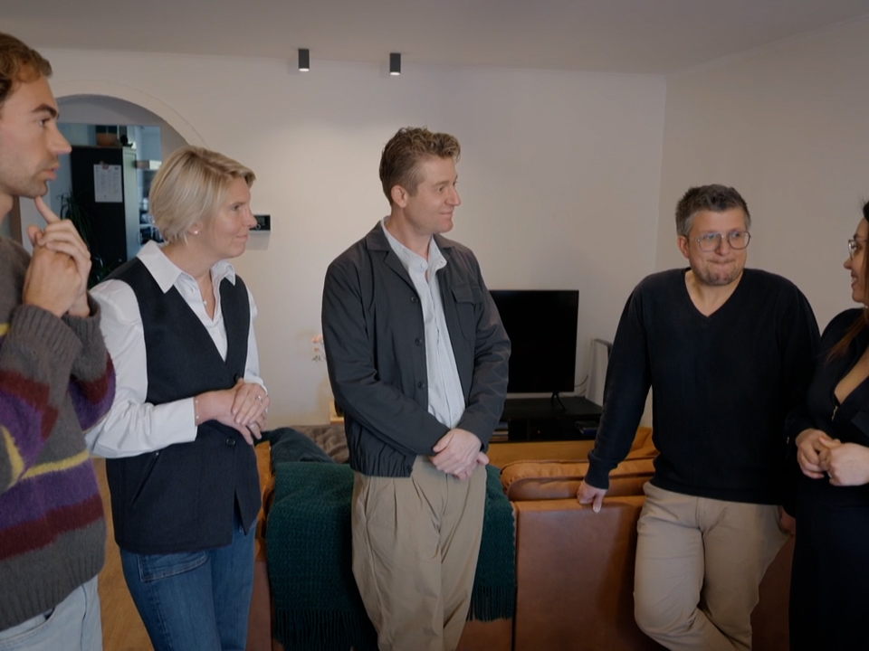 Slecht nieuws voor Tom en Erika in Blind Gekocht: "We hebben nog niks gevonden." 