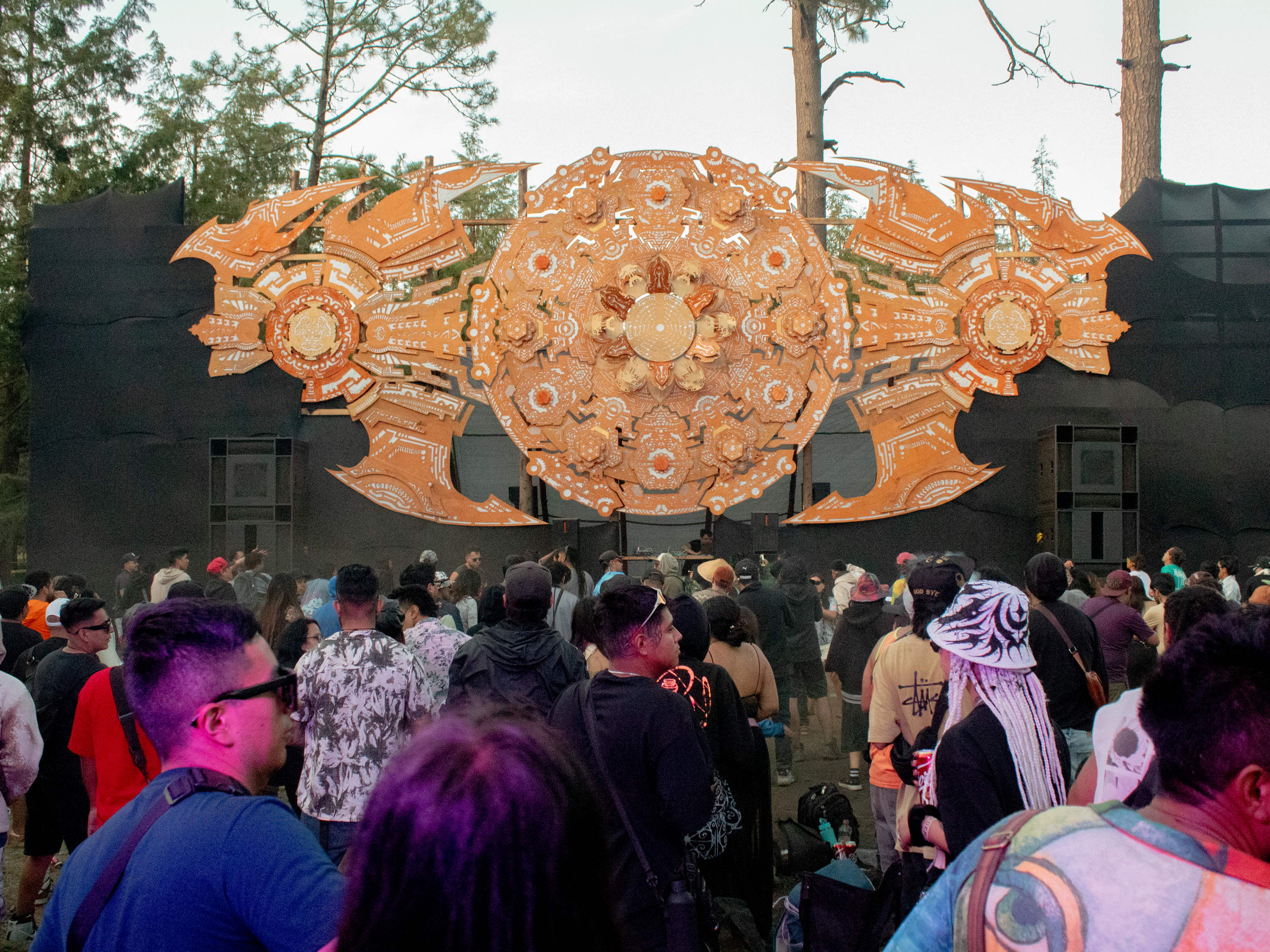 BASSBOSS Powers MoDem Teaser Festival with High-Impact Sound in Mexico City  