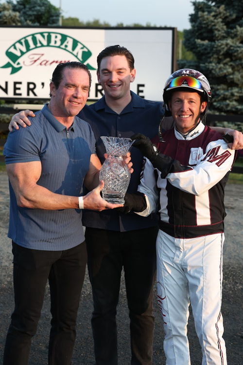 Refined and connections celebrate winning the Armbro Flight Final on July 17, 2023 at Woodbine Mohawk Park (New Image Media) 