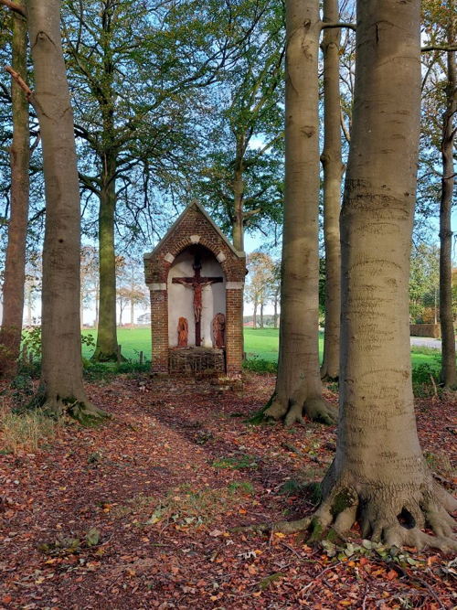 Te restaureren calvariekapel
